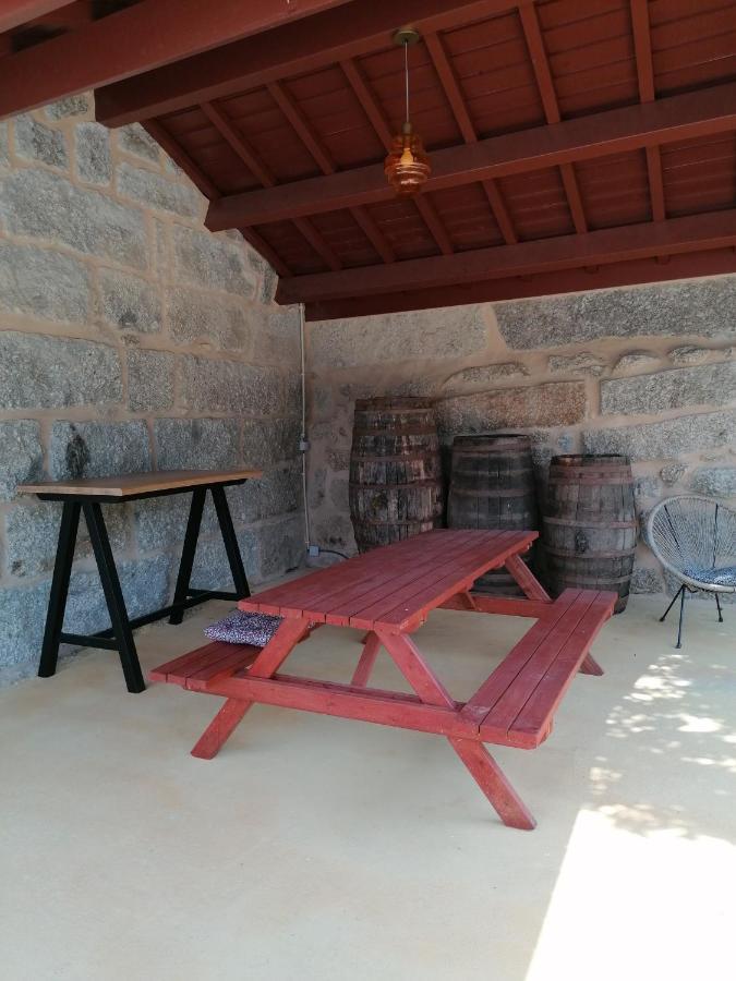 Quinta Pousada De Fora Wines & Tourism 귀마레스 외부 사진