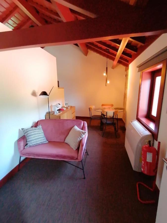 Quinta Pousada De Fora Wines & Tourism 귀마레스 외부 사진