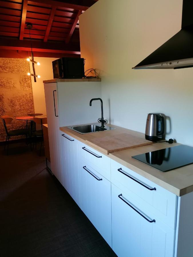 Quinta Pousada De Fora Wines & Tourism 귀마레스 외부 사진