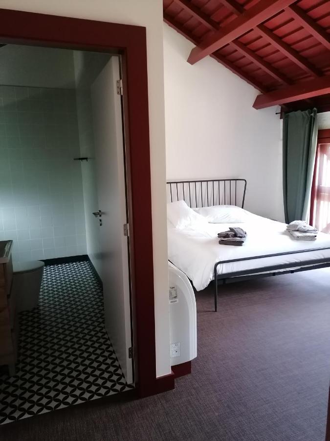 Quinta Pousada De Fora Wines & Tourism 귀마레스 외부 사진